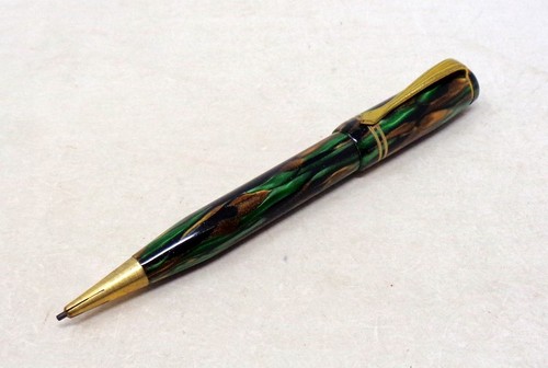 Superbe crayon porte mine - superbe,