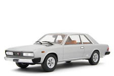 LAUDORACING-MODELS 1:18 Fiat 130 Coupé 1971 LM143H