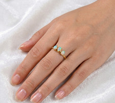 Bague vintage en opale