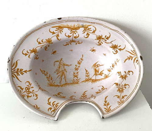 Plat barbe faïence - plat,