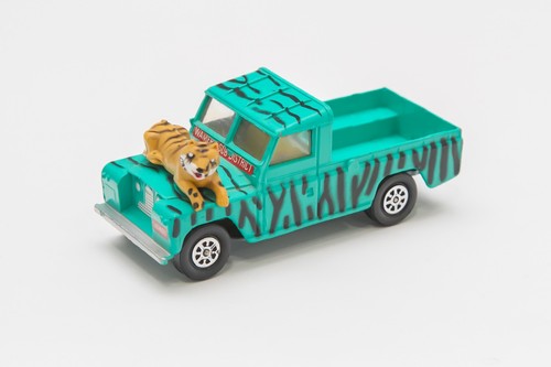 Corgi toys land - land, rover
