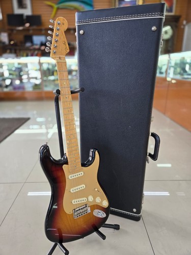 Fender custom shop guitar - fender,
