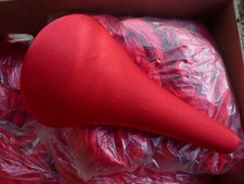 Couvre-selle en polyester housse protege selle vintage rouge 