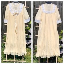 Vintage Neiman Marcus Italian Silk Lace  Crepe Chiffon Robe Cream 34/Small
