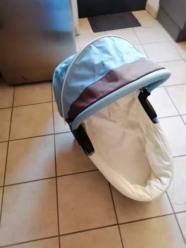 Landeau poussette roues - landeau,