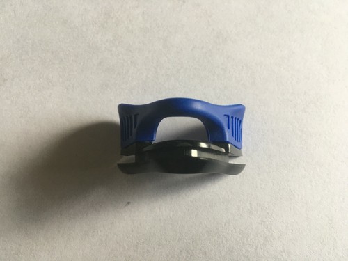 Garniture nez bleue - de,