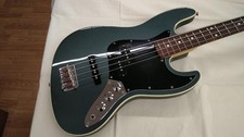 Guitare basse électrique