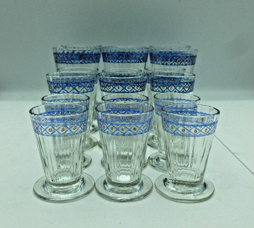 Lot verres anciens à - anciens,