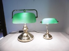 LOT DE 2 LAMPES BANQUIERS 1