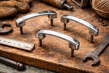 Lot 3 poignées métal chromé