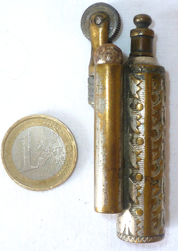 Ancien briquet amadou à - amadou, et