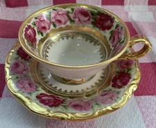 ViNtAgE WALDERSHOF Tea Cup & Saucer ROSES 22K Gold Rosenkavalier BAVARIA GERMANY