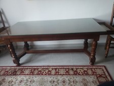 Table de salle à manger + bahut + vitrine