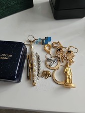 Lot De Bijoux Anciens Broches