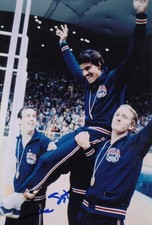 Modern HAND SIGNED 6x4 Photo : OLYMPIC GAMES 1972 MARK SPITZ (844)