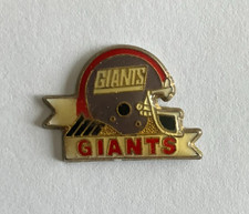 88 - Pin's NEW YORK GIANTS AMERICAN FOOTBALL HELMET