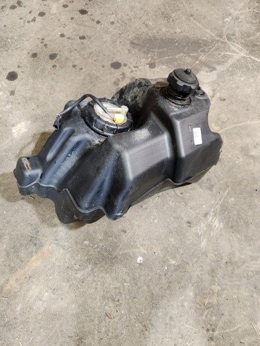 Reservoir pompe essence - reservoir, a
