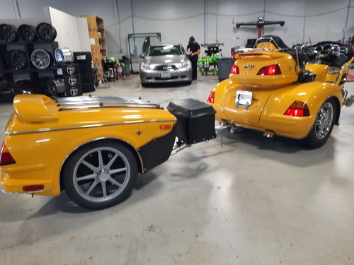 2001 honda gold - gold, wing