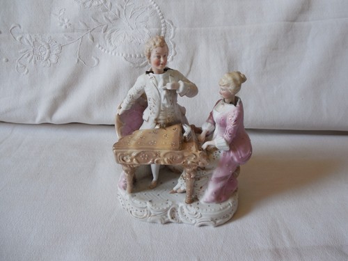 Ancienne statuette biscuit - ancienne,