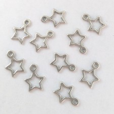 LOT de 18 PENDENTIFS perles