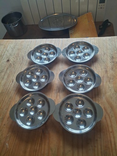 Lot assiettes à - 6,