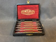 Ancienne boîte de 6 outils à