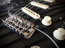 Vintage FENDER SQUIER