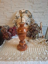 Pied de lampe en bois tourné