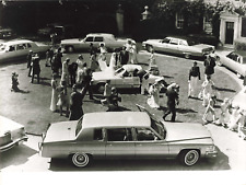 1978 CINEMA FILM PHOTO A WEDDING scene american cars
