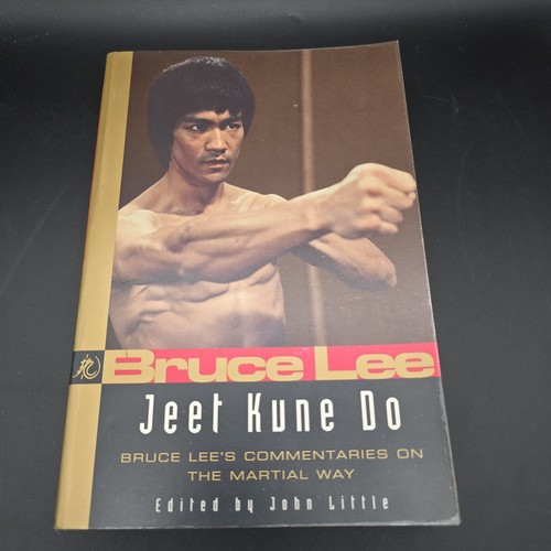 Bruce lee jeet kune - lee,