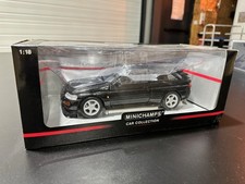 Miniature auto 1/18 ESCORT RS