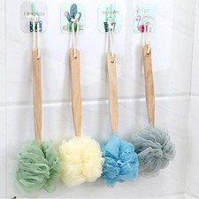 Brosse de douche en bois à