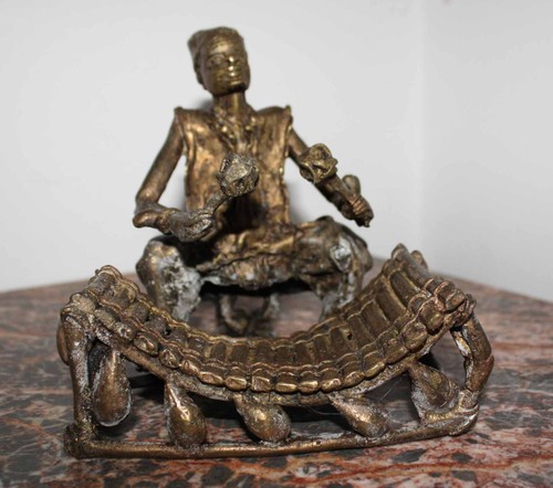 Tres beau bronze africain - tres,