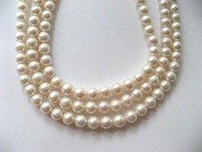Lot of No. 3 White Freshwater Cultured Pearl Threads 9mm. ,long cm.40