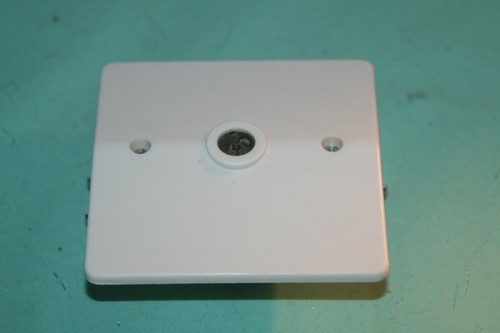 Prise neptune ivoire 2 - tv,