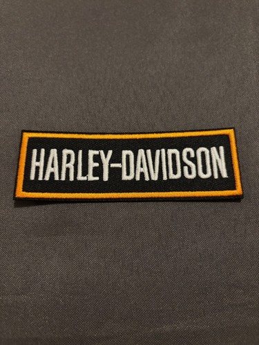 Patch écusson brodé
