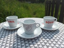 Bovril 3 tasses et soucoupes