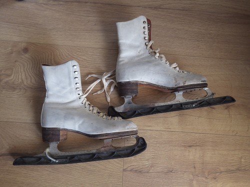 Patins glace anciens taille - à,
