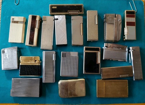 Lot briquets gaz non - 20, (non