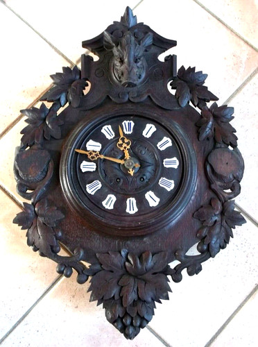 Oeil boeuf horloge foret - oeil,