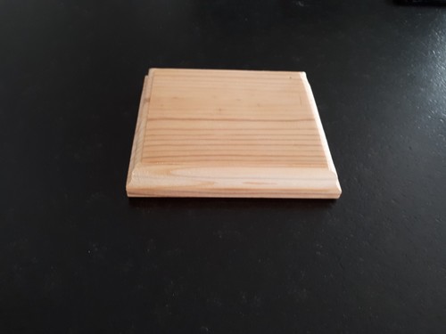 Socle bois pour figurines - pour,
