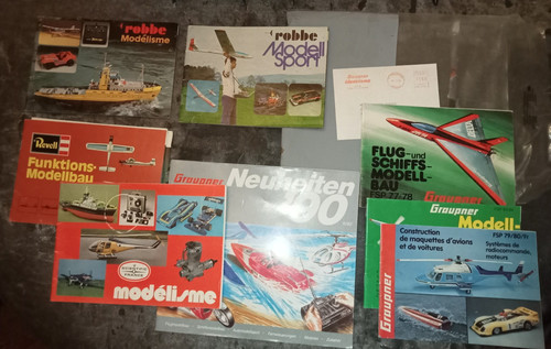 Lot catalogues modelisme - 8,