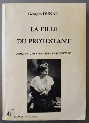 Fille protestant - fille,