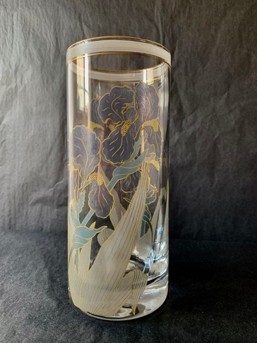Vase à décors floraux