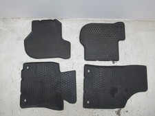 VW Golf V 5 1K floor mats rear front black rubber 1K0061511 1K1061501