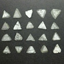 1 CARAT NATURAL LOOSE TRINGLE 3MM 33pcs APPROX, LOT ROUGH NATURAL DIAMOND