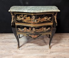 Commode de style Louis XV