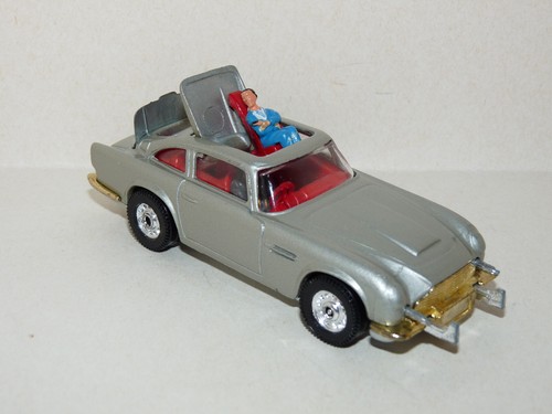 Corgi 270 aston martin - corgi,