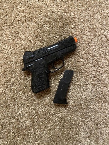 Compact airsoft pistol - pistol, 6