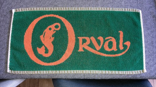 Ancien rare tapis bar - rare, orval
